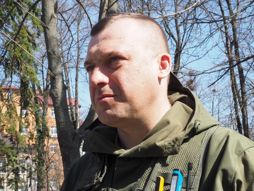 Makariv Mayor Vadym Tokar recalls the Russian occupation and his fellow citizens' ordeal. "I just feel hate for Russians," he tells the Kyiv Independent. (Alexander Query)