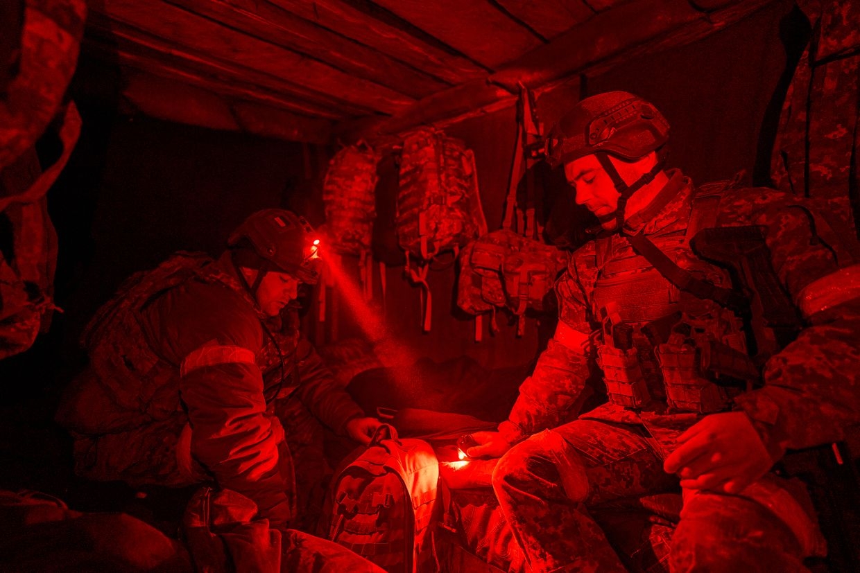  Miners deploy remotely controlled mines between Ukrainian and Russian positions in Pokrovsk, Ukraine, on Nov. 17, 2024.