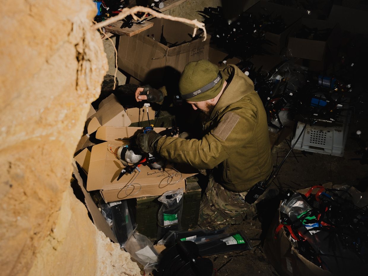 As Russia’s fiber optic drones flood the battlefield, Ukraine is racing ...