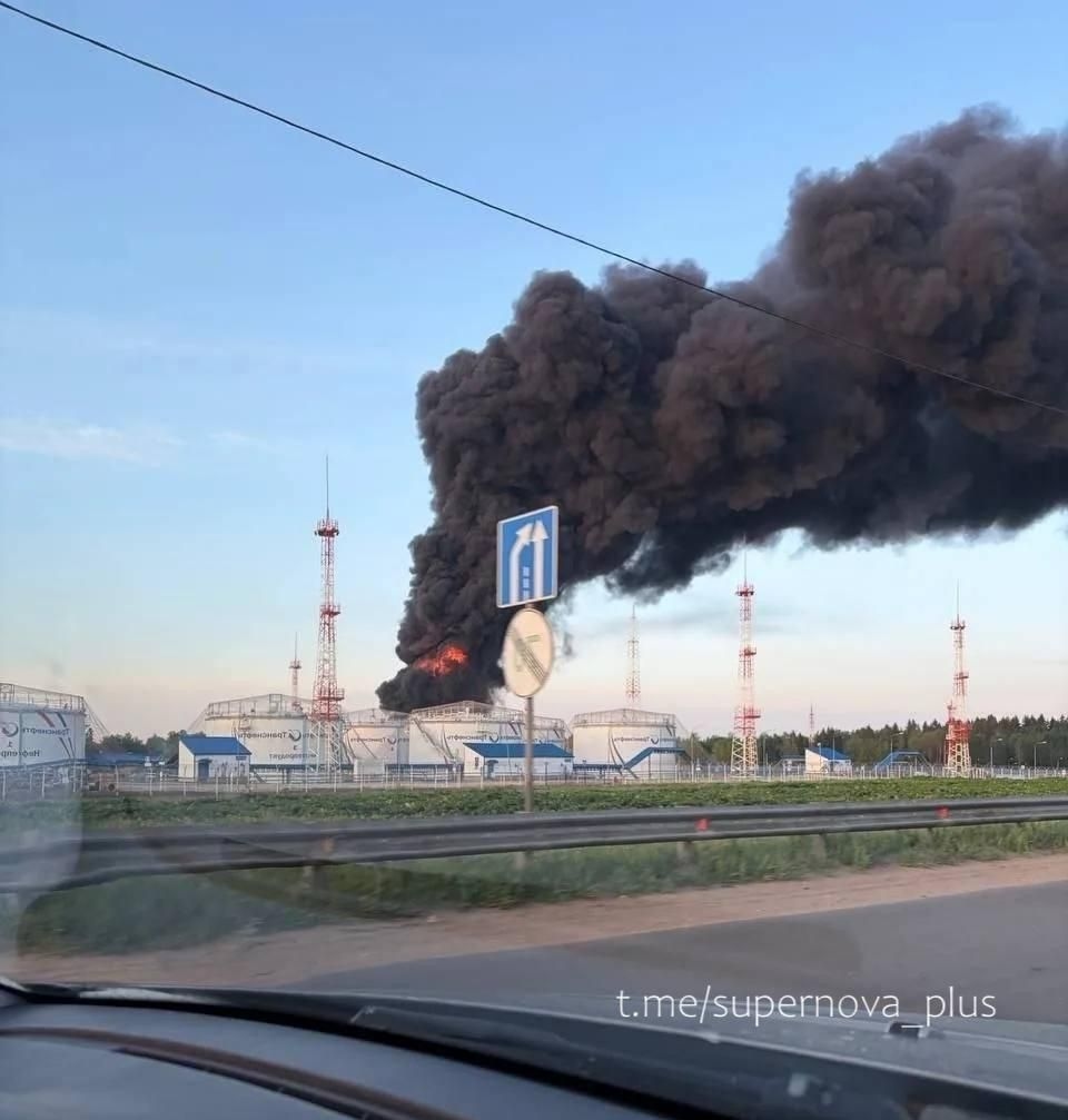 The Solnechnogorsk oil facility on fire amid Ukrainian drone strikes in Moscow Oblast, Russia, on May 17, 2026