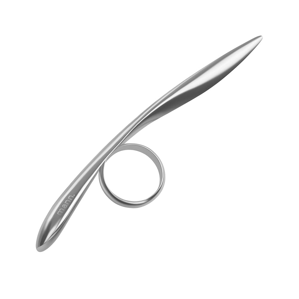 Contemporary ring by Ukrainian brand Mann Studio