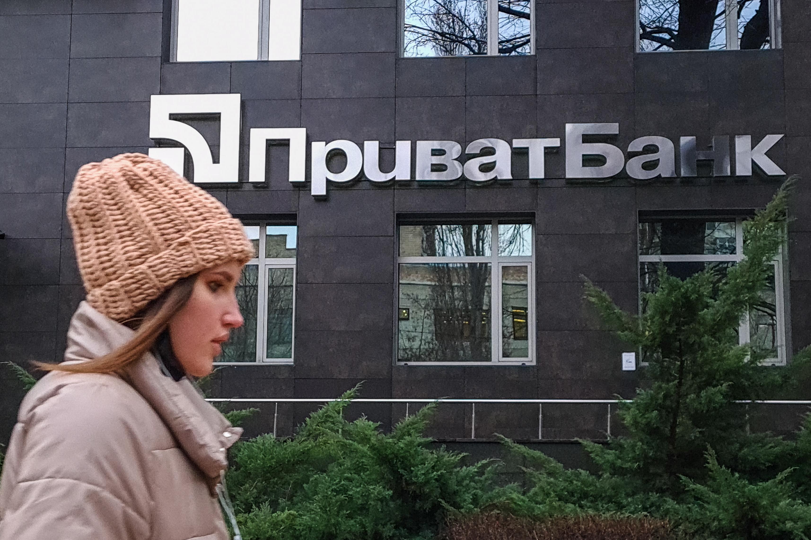 Defense ministry, state banks suffer 'powerful' cyberattack