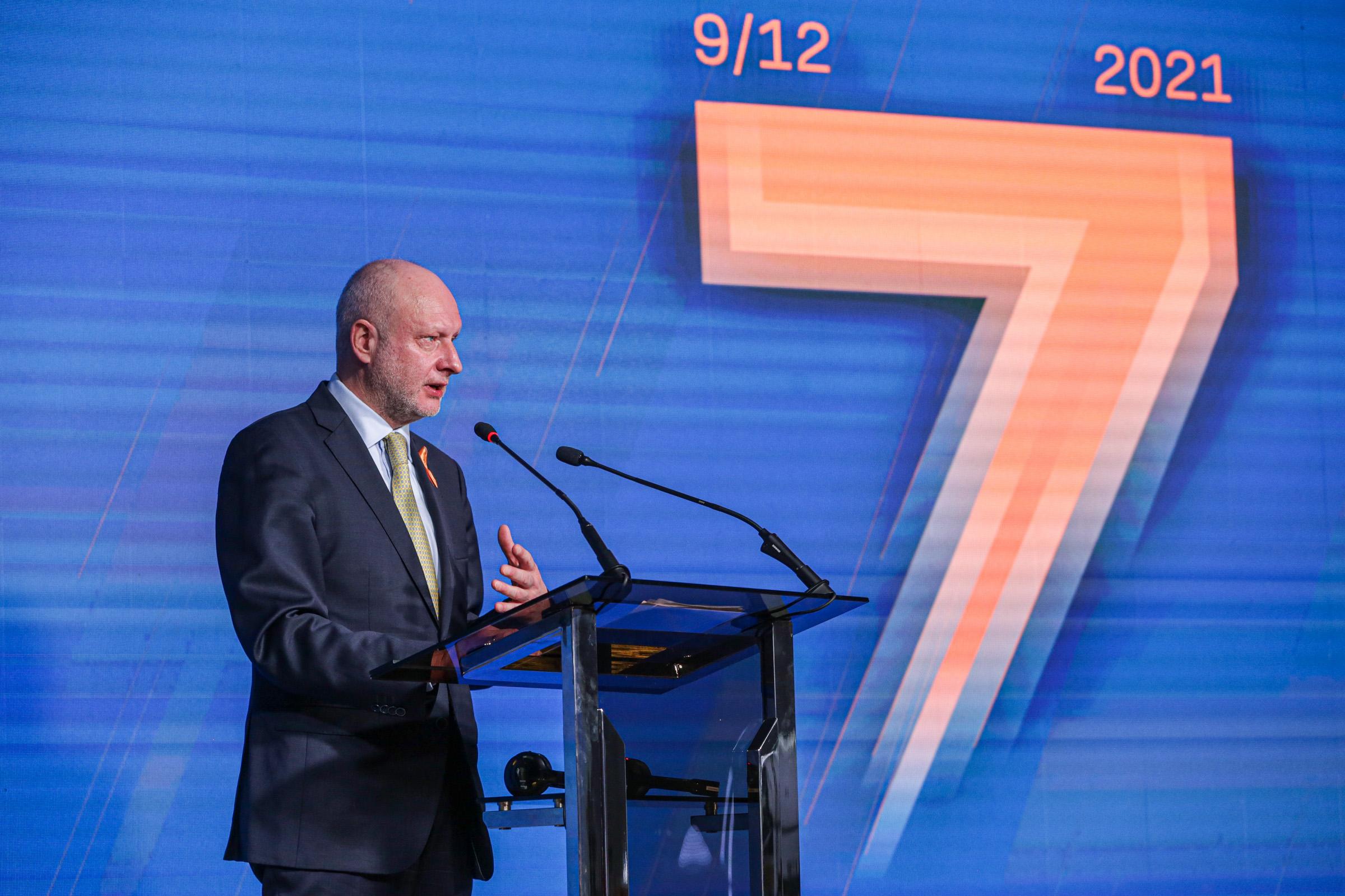 West urges Ukraine to complete key judicial, anti-corruption reforms quickly
