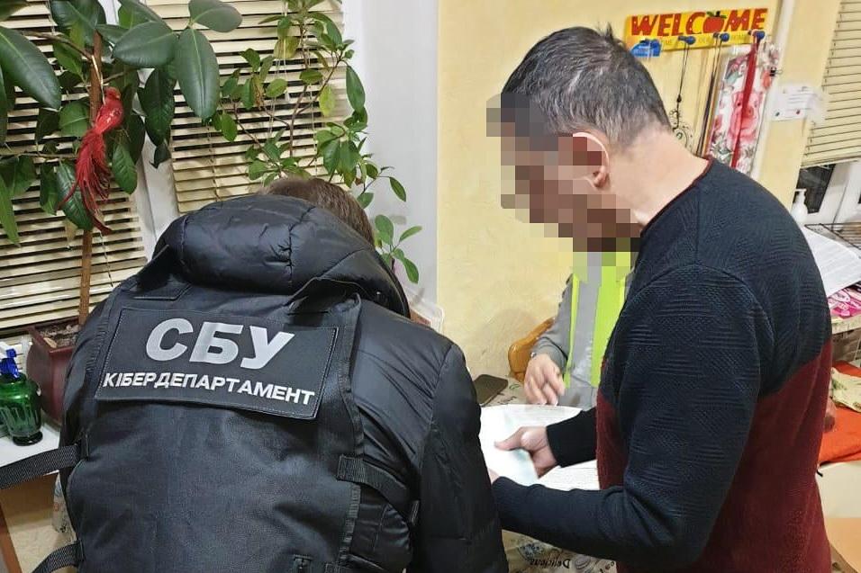 SBU uncovers largest operation selling fraudulent Covid-19 certification