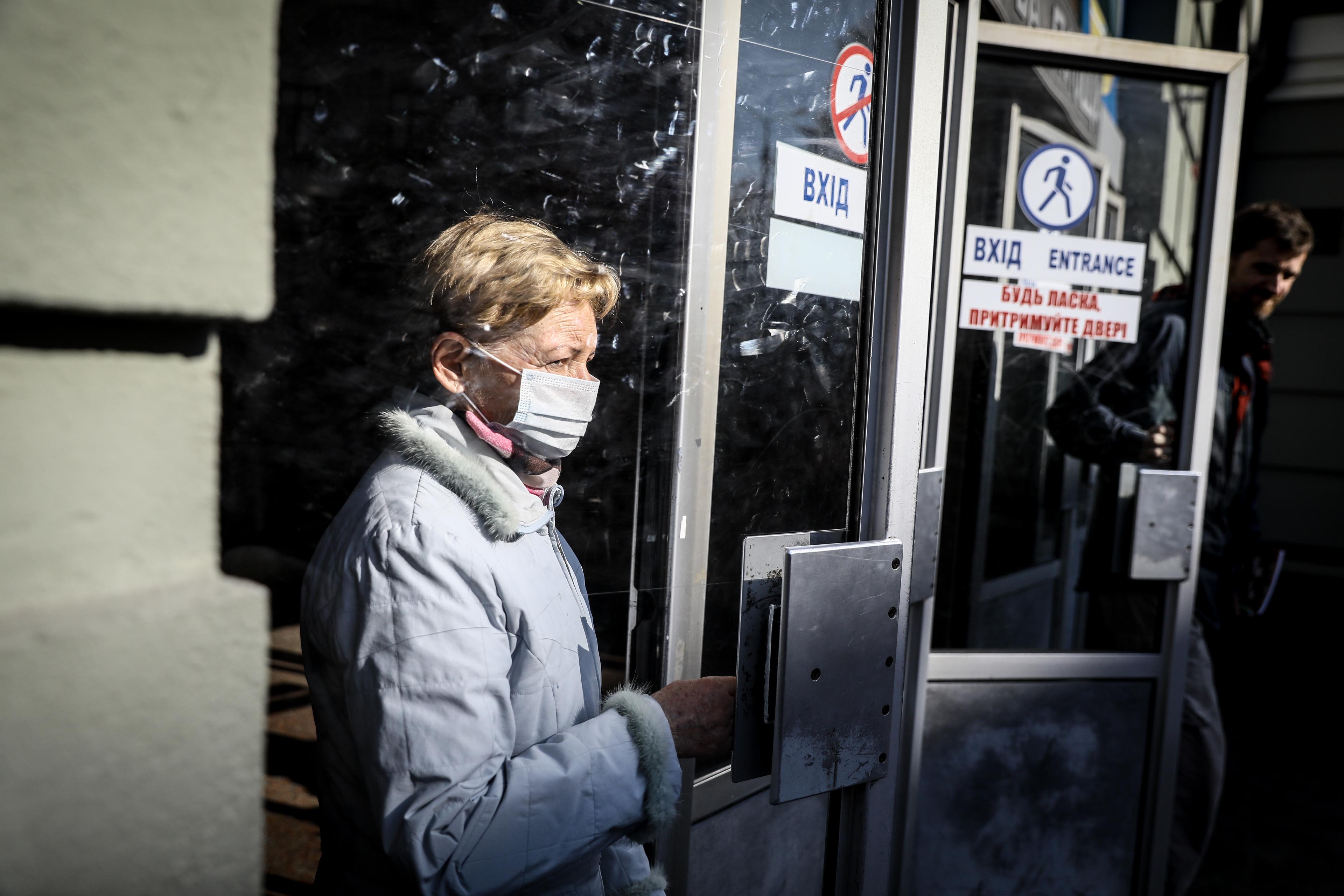 Health Ministry: Omicron infection wave to start in Ukraine in mid-January