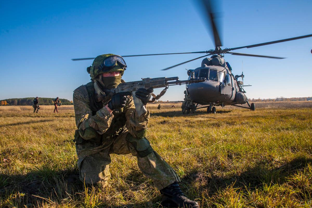 Russia brings more tanks, artillery to contact line in Donbas