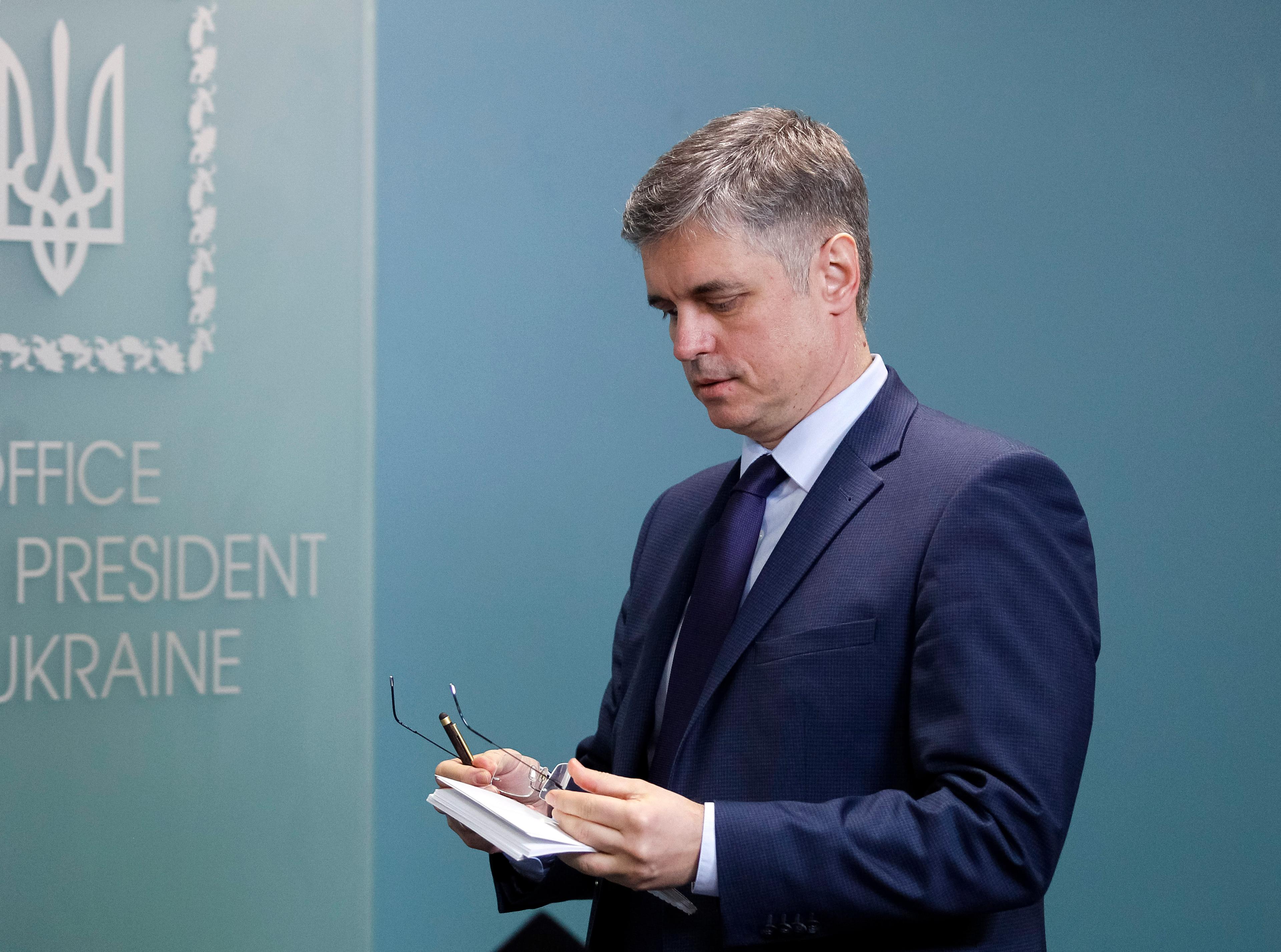 Ambassador walks back his statement that Ukraine might concede NATO membership plans