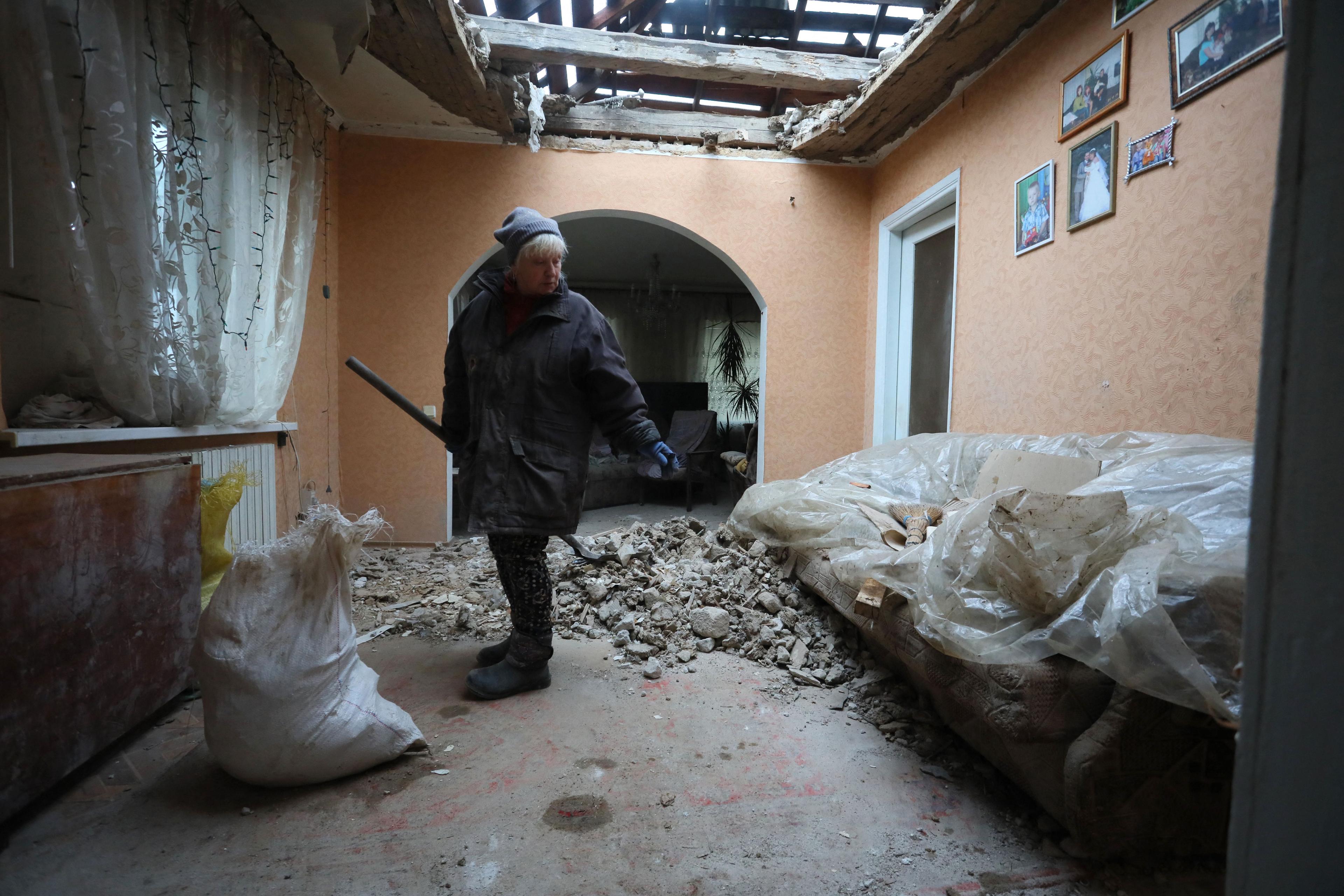 Biden warns that Putin decided to invade as Russian proxies in Ukraine appear to stage escalation