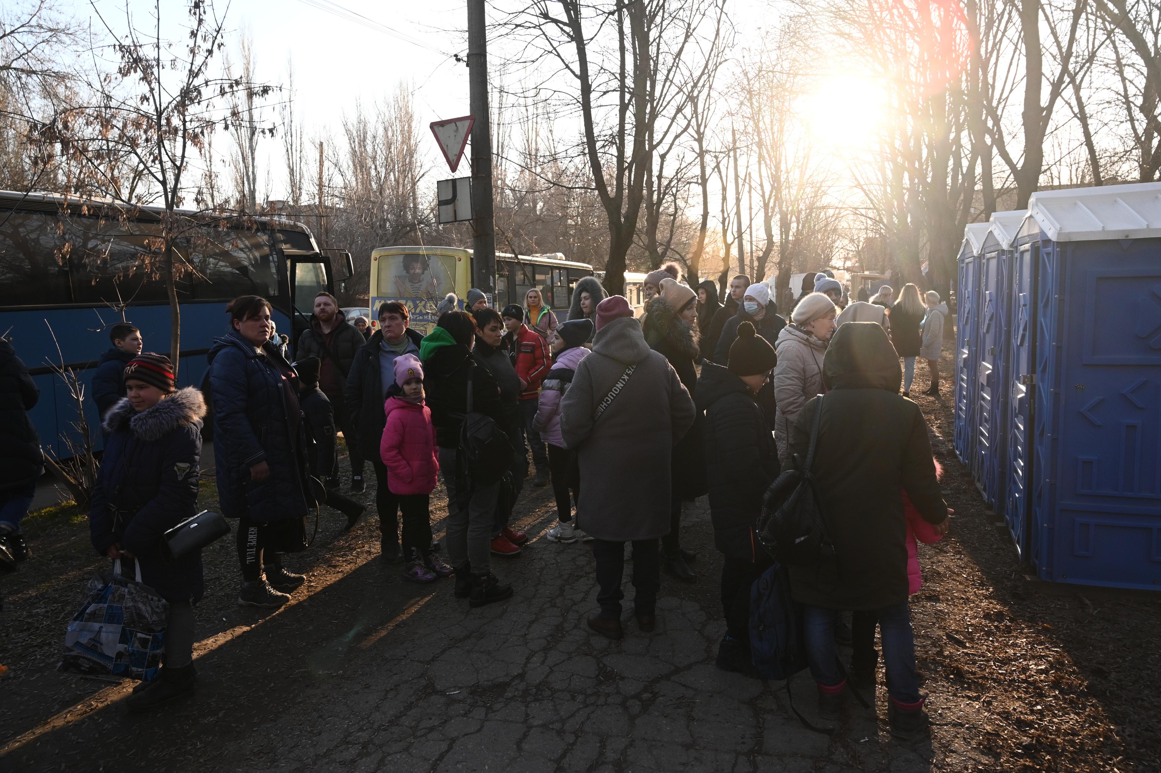 Evacuees from occupied Donbas get cold welcome in Russia