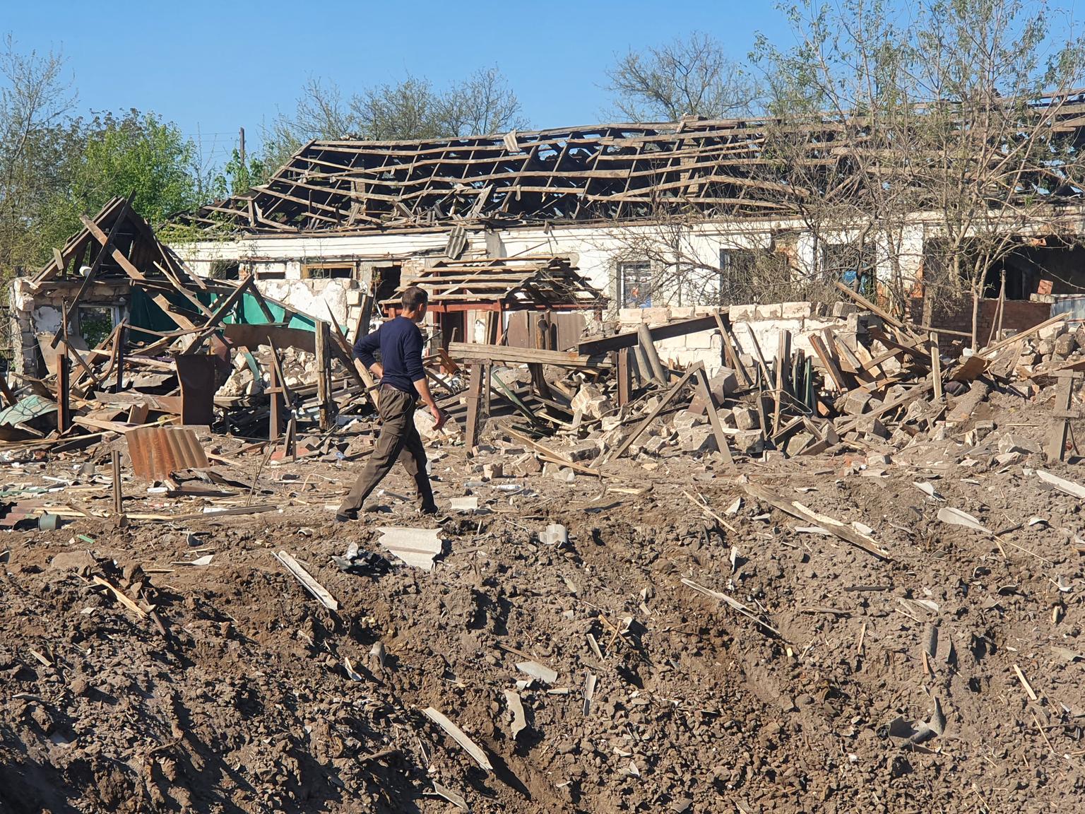 People of Kramatorsk endure war by living and helping