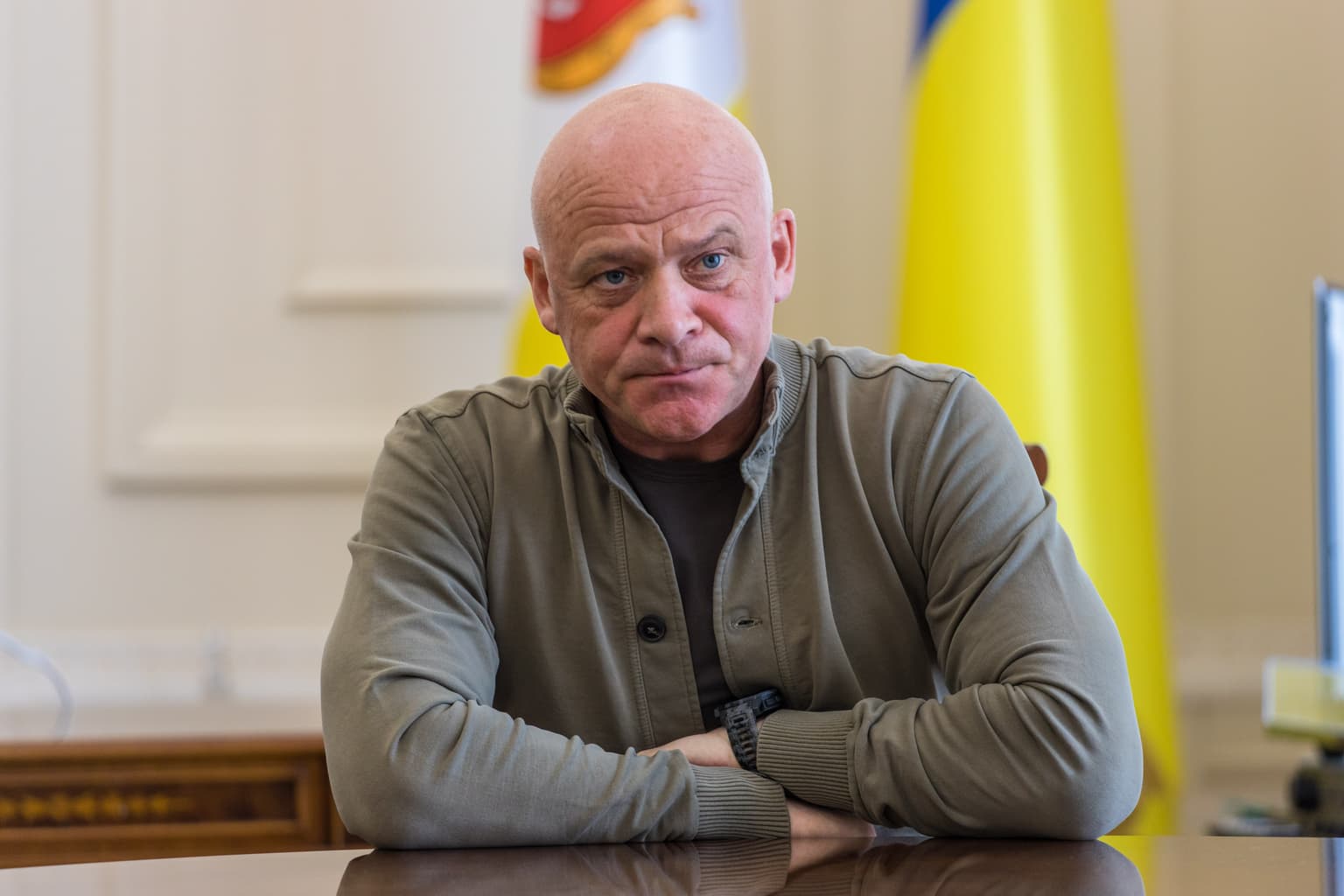 As Russia bombards Odesa, Soviet-friendly mayor rebrands as patriot