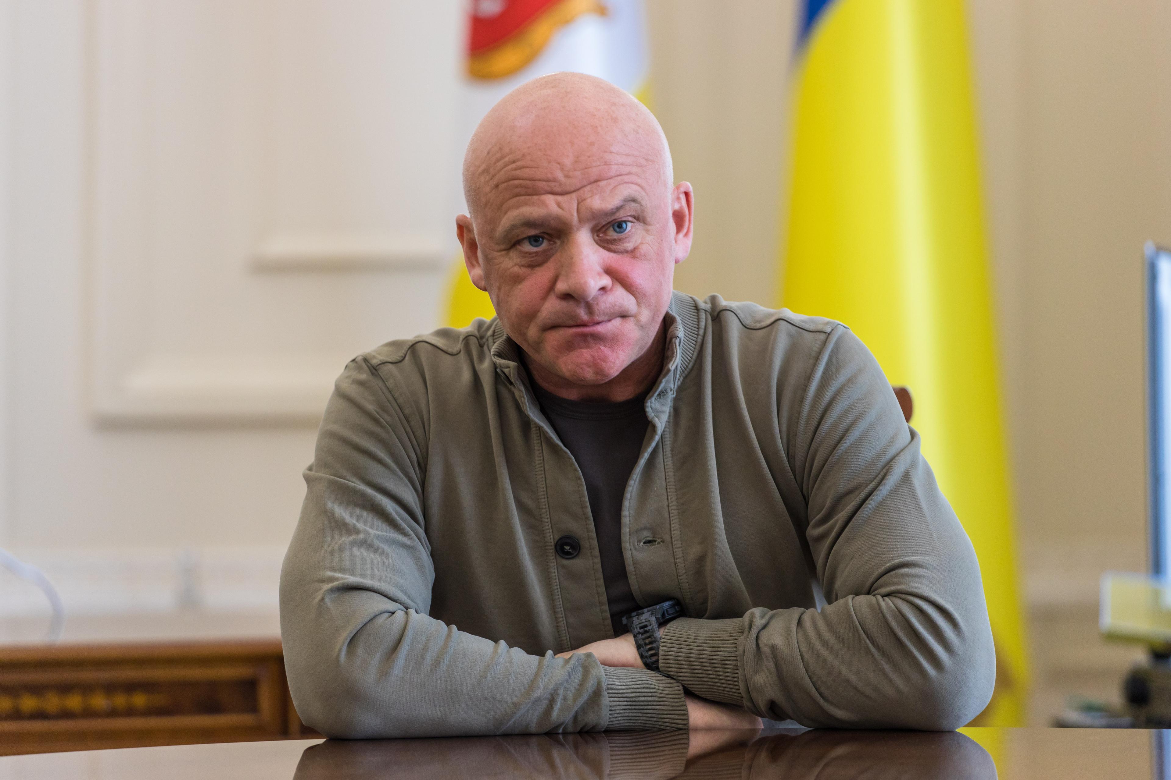 As Russia bombards Odesa, Soviet-friendly mayor rebrands as patriot
