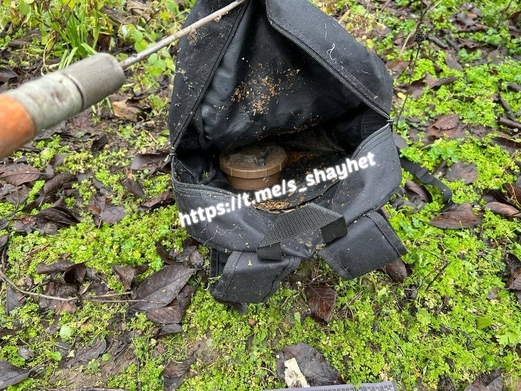 Police chief: Children find anti-personnel mine placed in backpack in Mykolaiv Oblast