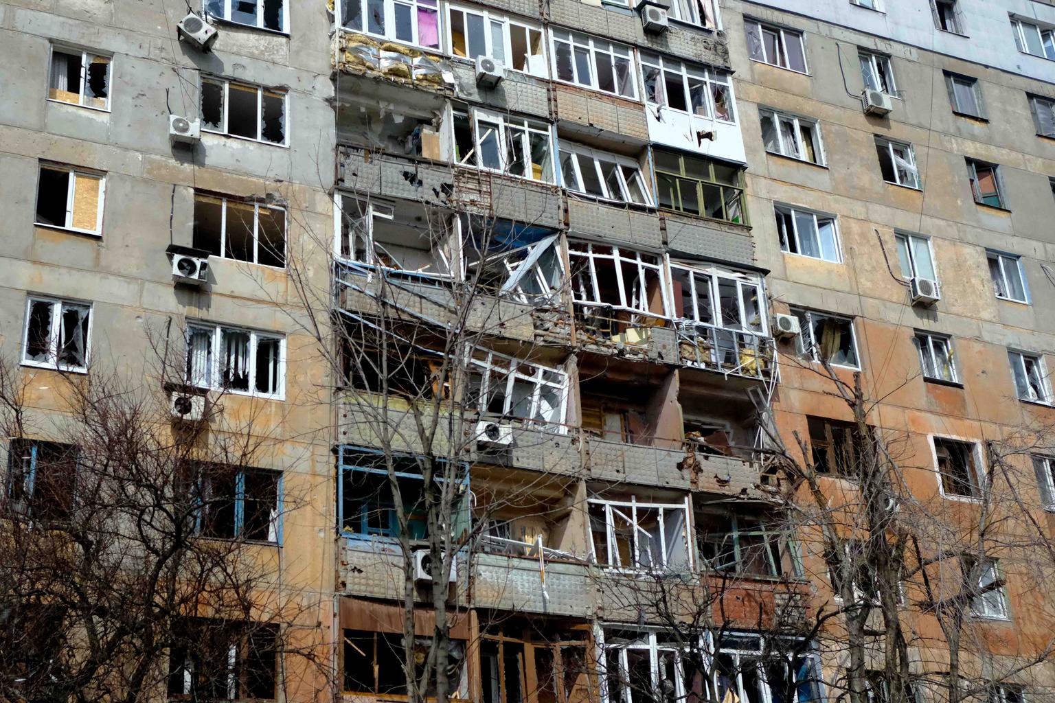 Official: 7 children remain in front-line city of Avdiivka in Donetsk Oblast