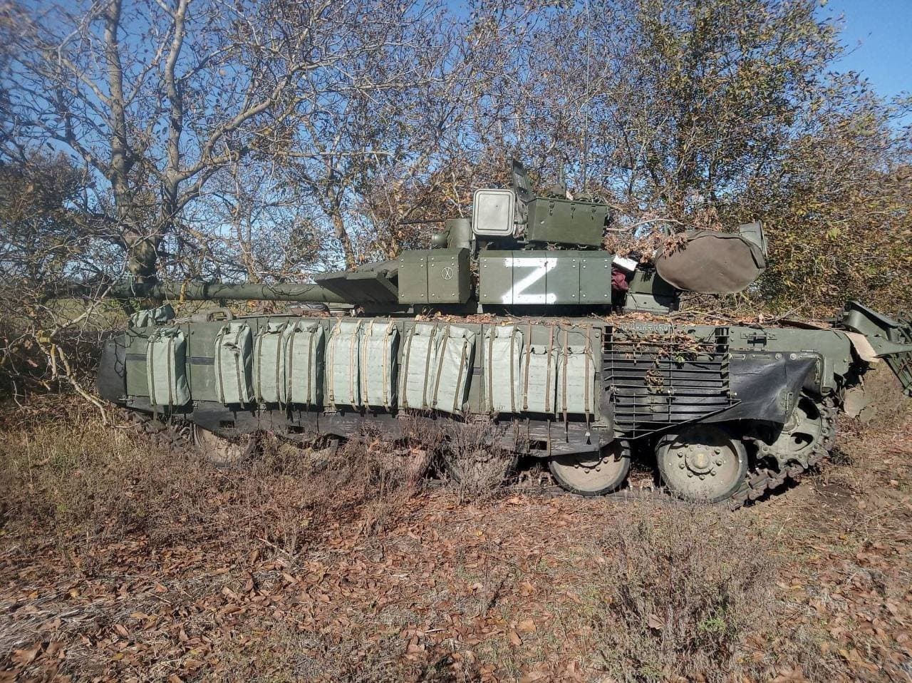 Russian forces cling to west bank of Dnipro ‘against military logic,’ trapped by Kremlin’s annexation claims
