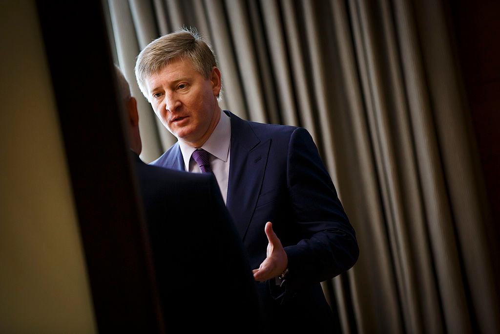 Akhmetov exits media business, says doesn't want to be labeled oligarch.