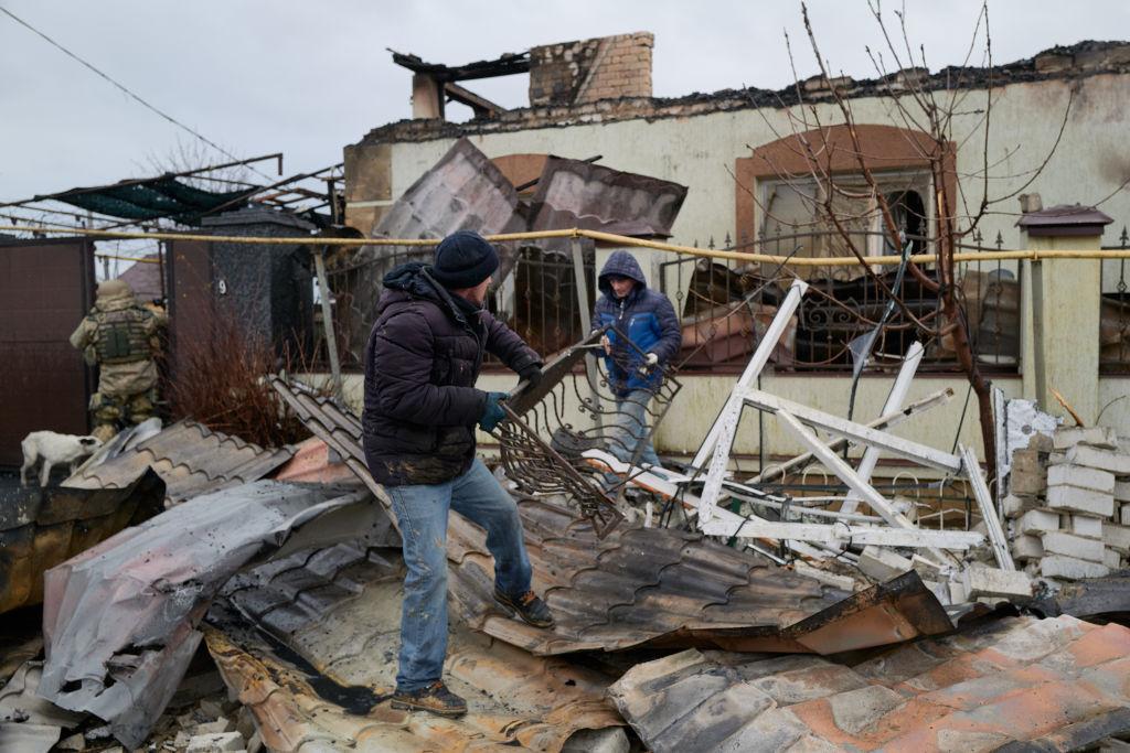 Ukraine war latest: Attacks on Ukraine kill civilians in first hours of Putin's 'Christmas truce'