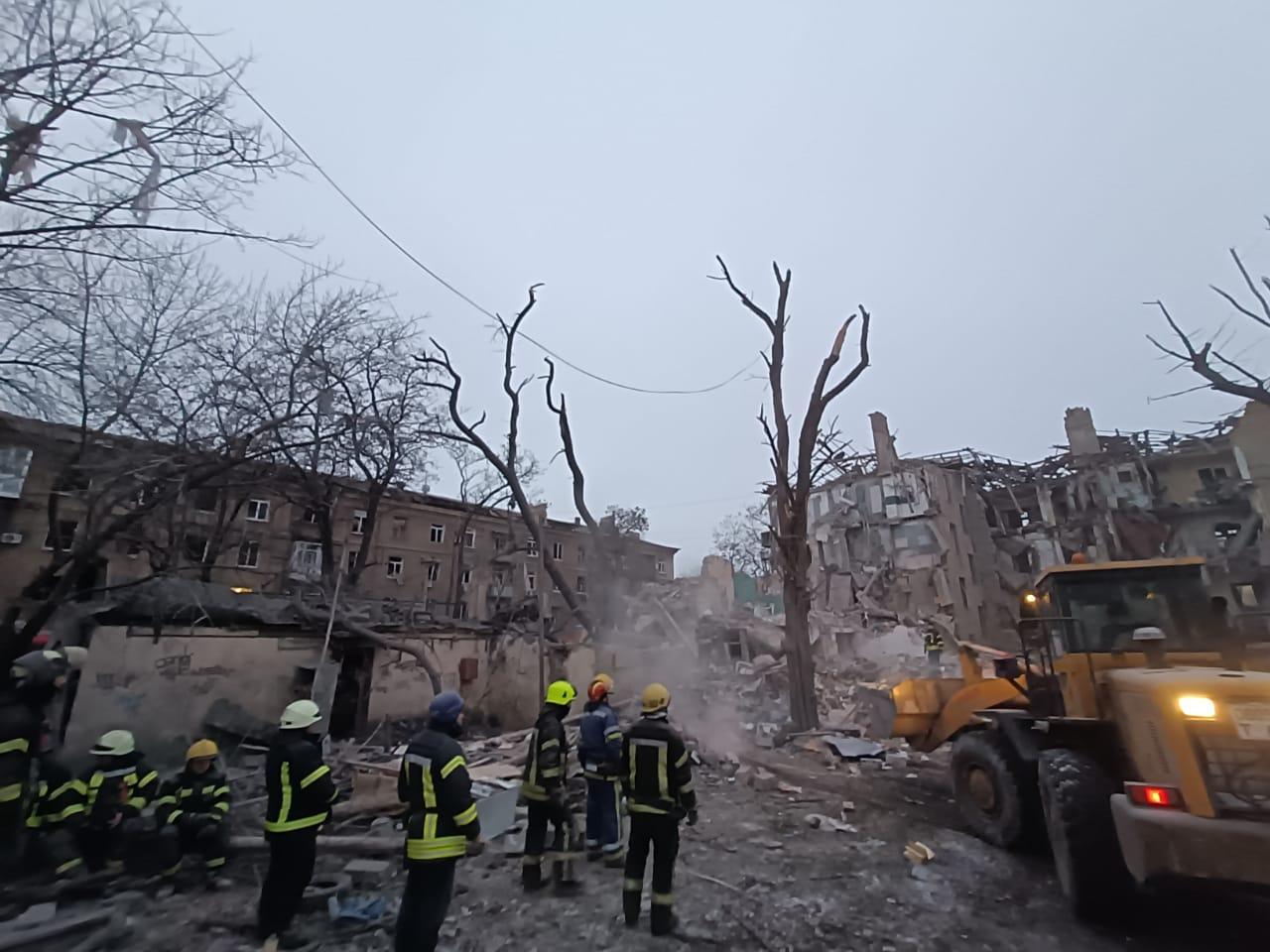 Russian attacks across 9 Ukrainian oblasts kill 7, injure at least 31 over past 24 hours
