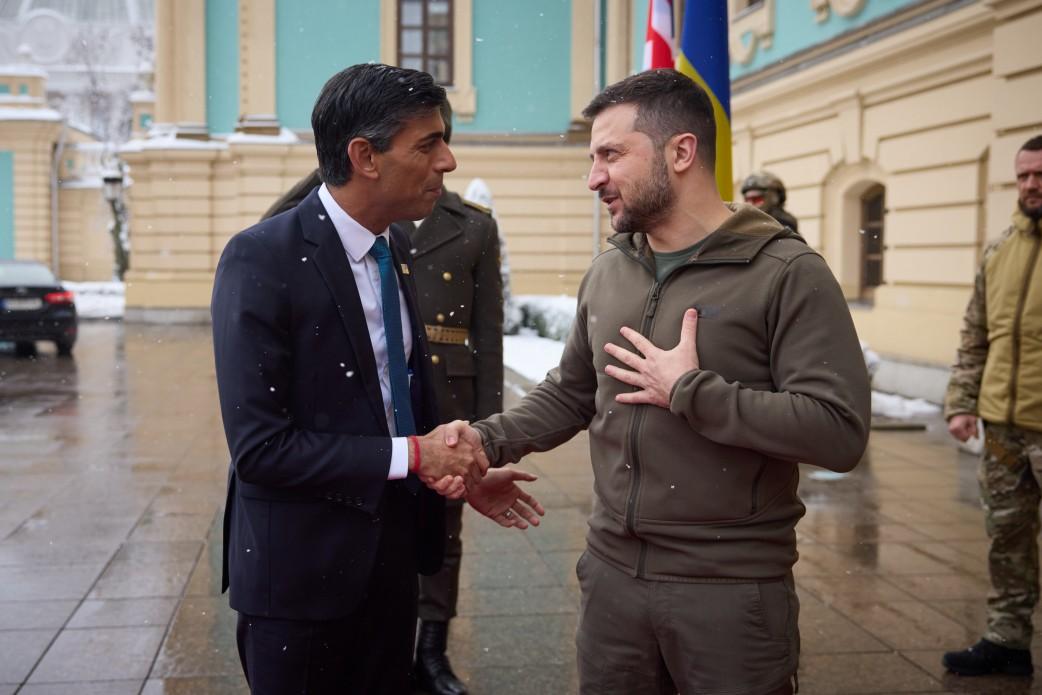 PM Sunak in Kyiv: 'We are with you all the way'