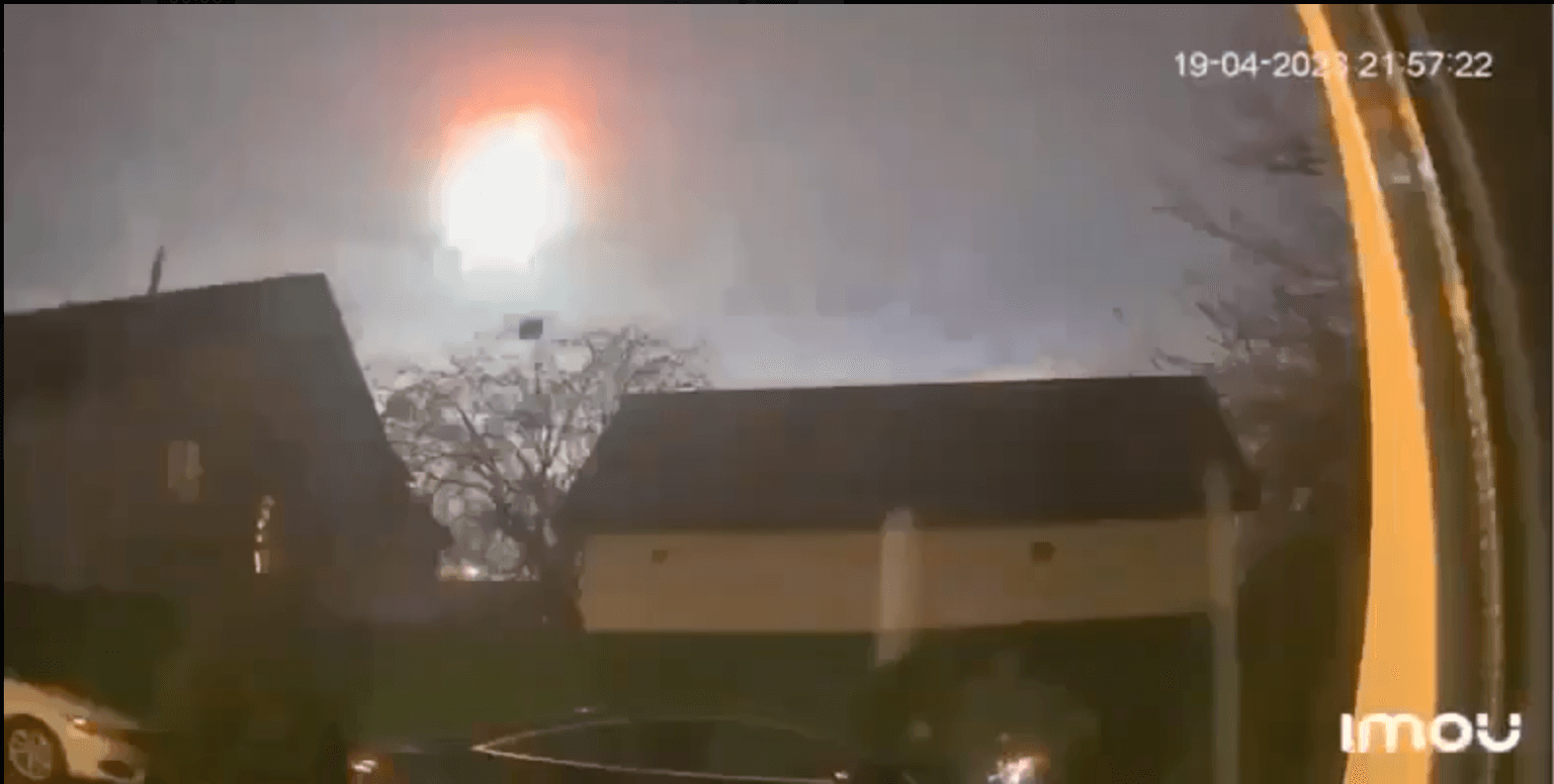 Local authorities: Light flash in sky over Kyiv due to NASA satellite crash