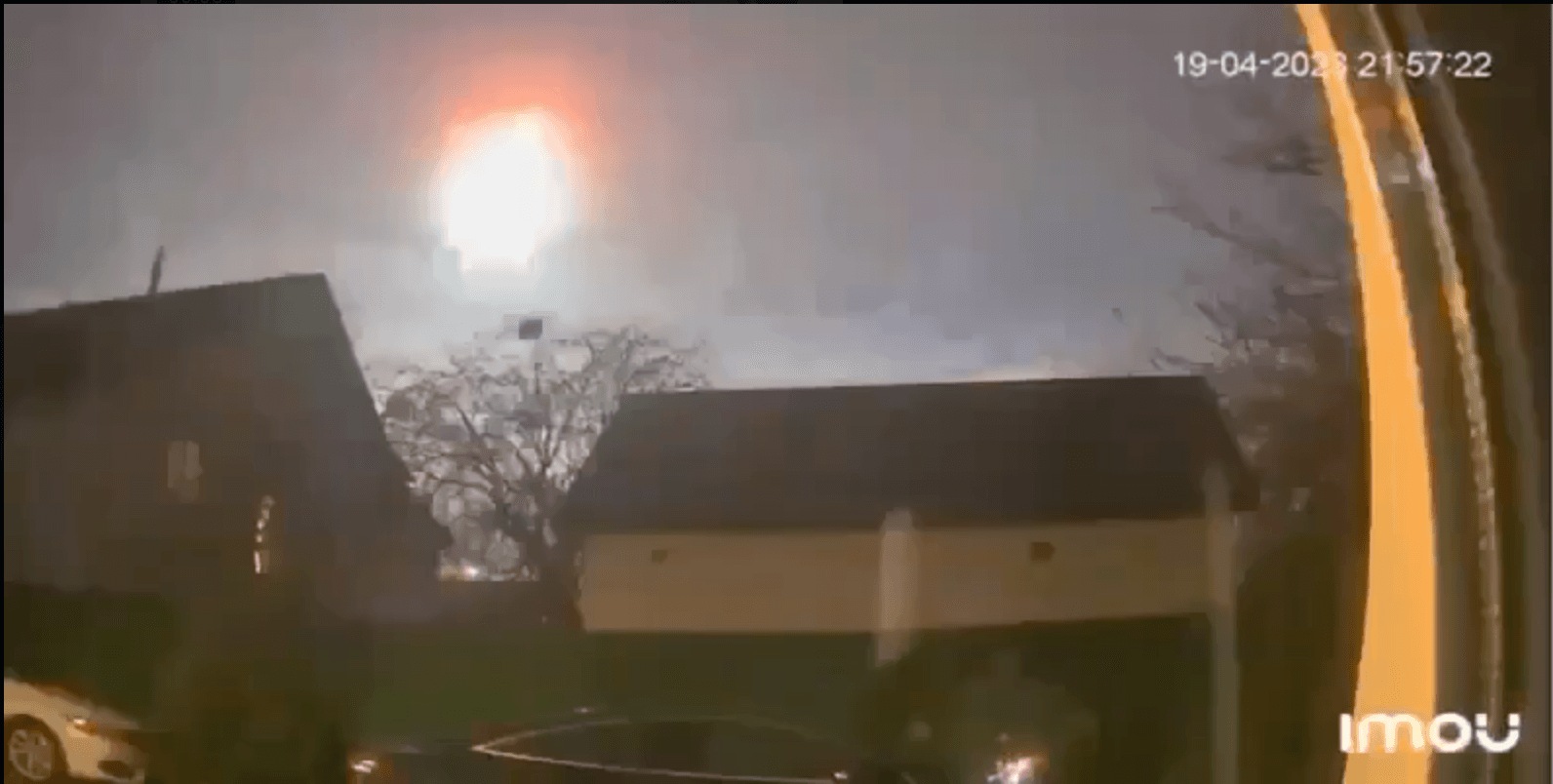 Local authorities: Light flash in sky over Kyiv due to NASA satellite crash