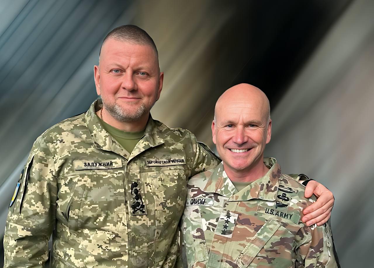 Zaluzhnyi meets NATO commander in Europe, discusses war's ‘possible scenarios’