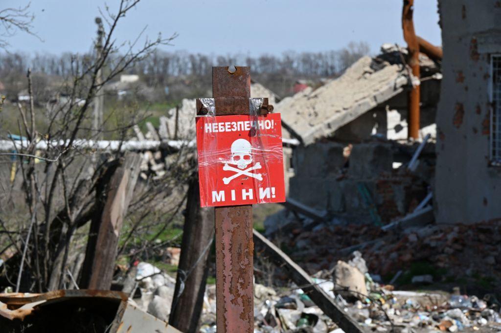 Minister: Greece joins international coalition for demining in Ukraine