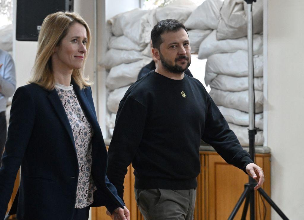 Ukraine war latest: Zelensky calls for rapid delivery of weapons, meets Estonian PM