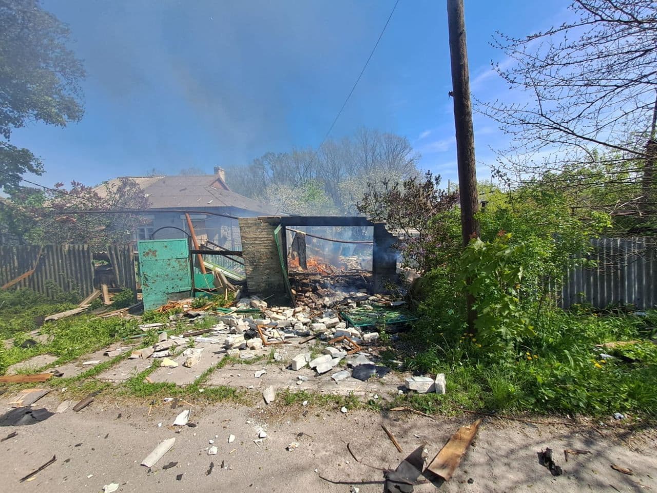 Russian attacks hit 10 Ukrainian regions, kill 3 civilians over past day
