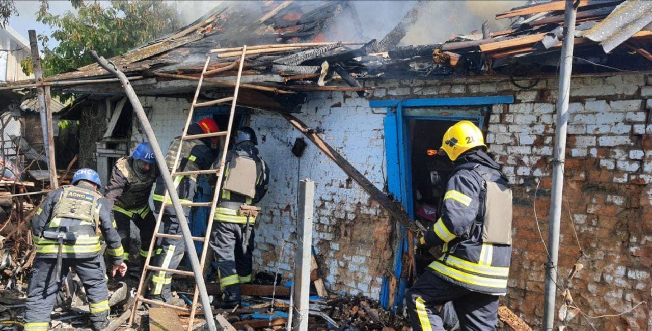 2 civilians killed, 6 injured in Russian attacks on 3 Ukrainian regions
