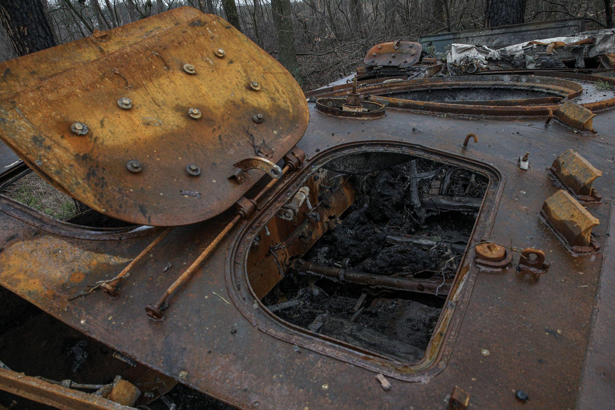 Mediazona confirms identities of over 30,000 Russian soldiers killed in Ukraine