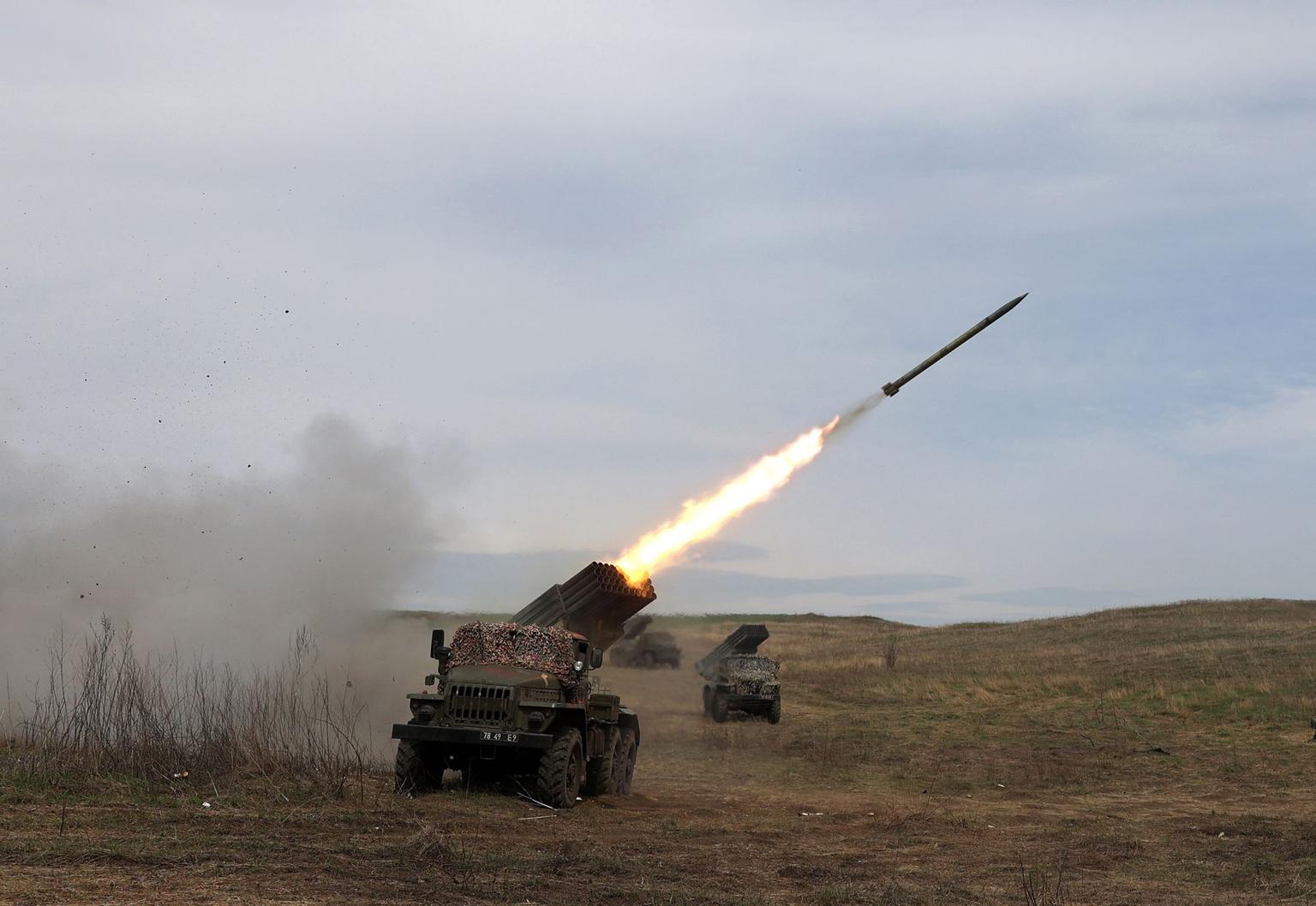 Russia intensifies assaults near Dnipropetrovsk Oblast border, Ukraine's military says