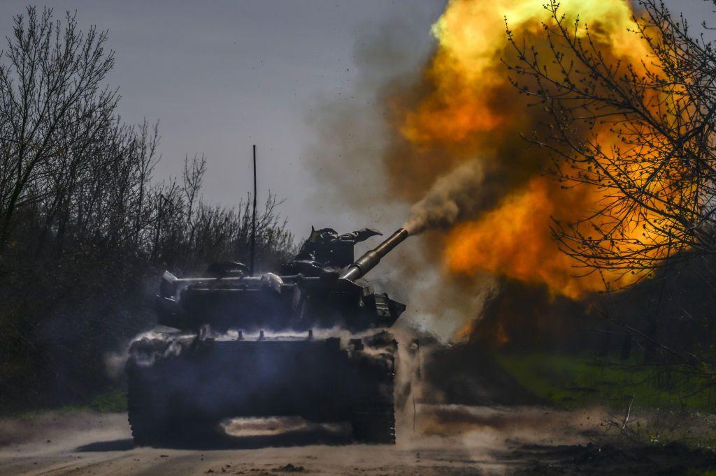 Official: Ukrainian defenders control southwestern Bakhmut, advance in city's outskirts