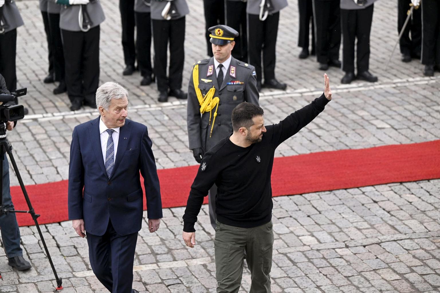 Zelensky visits Finland for summit with Nordic leaders