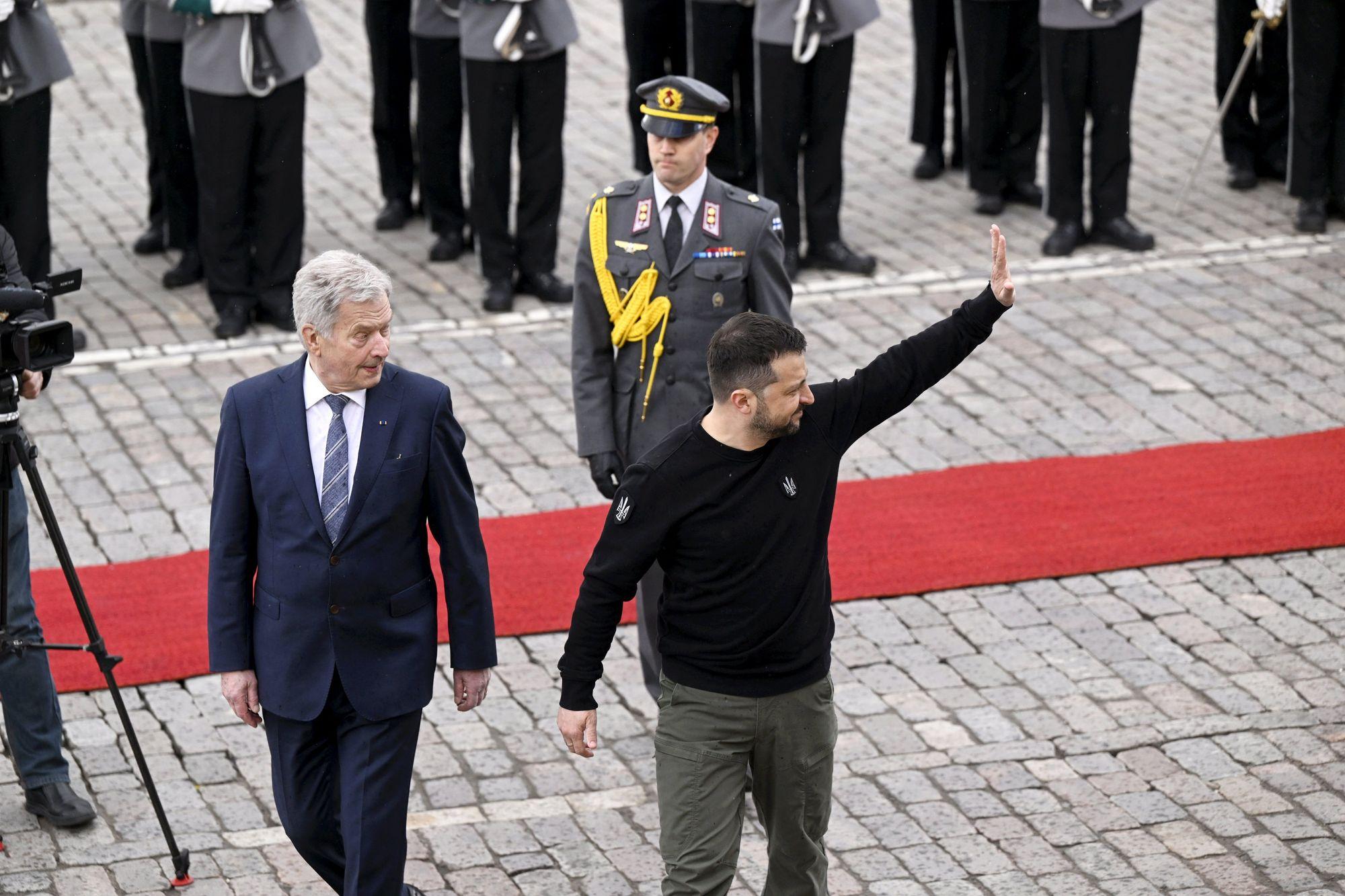 Zelensky visits Finland for summit with Nordic leaders
