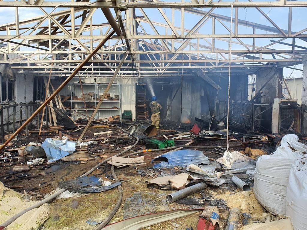 3 injured in Russian rocket attack on Donetsk Oblast