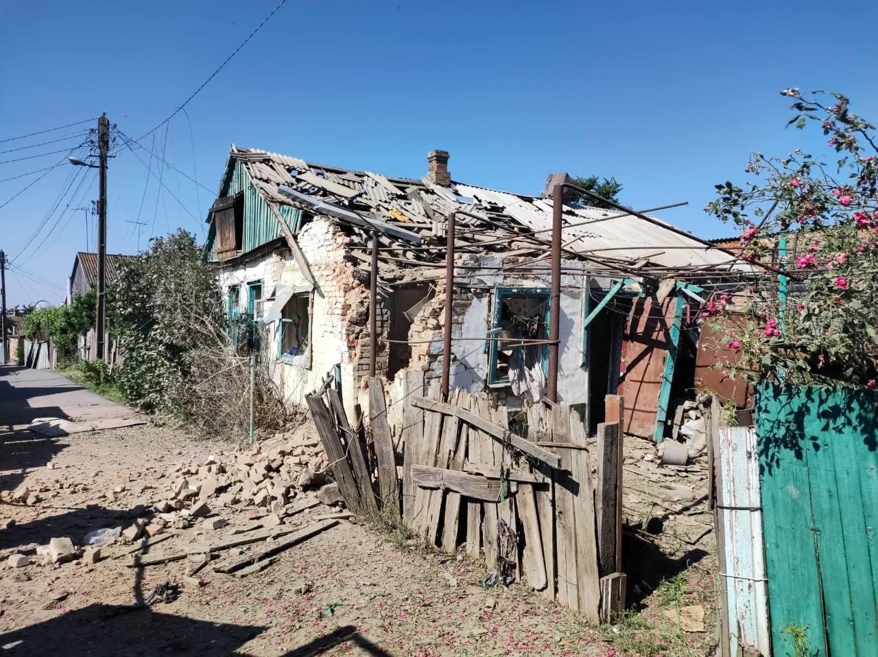 Russian forces attack 10 regions, kill 4 people over past day