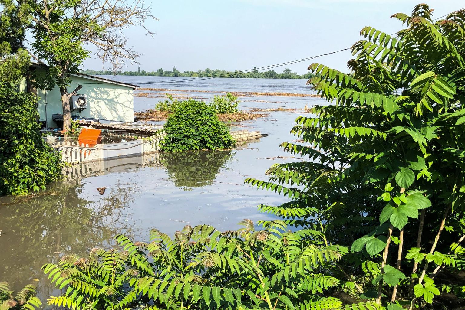 Ministry: 10,000 hectares of arable land expected to be flooded in Kherson Oblast