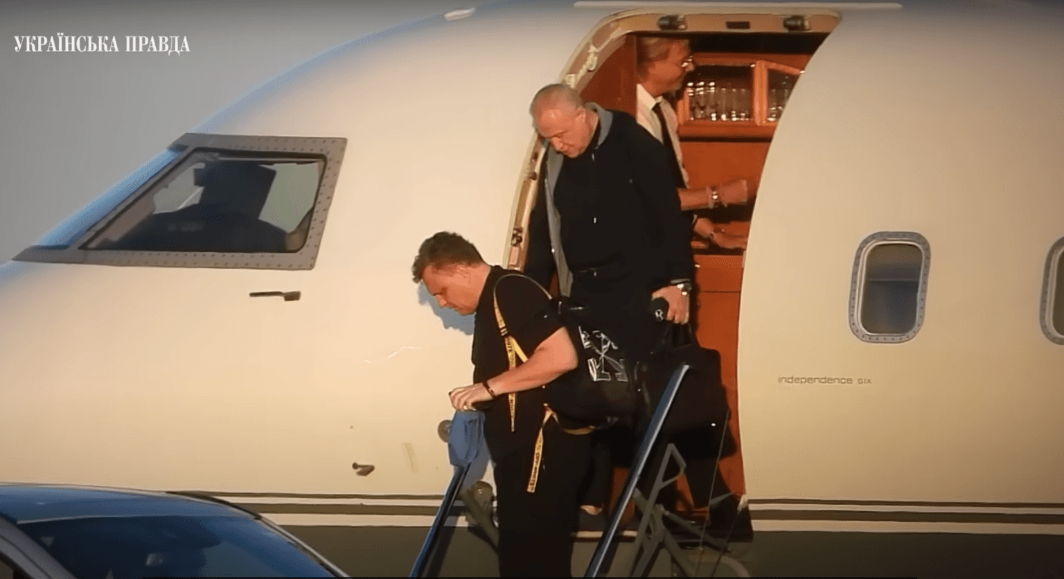 Investigative Stories from Ukraine: Journalists find Ukrainian politicians, officials vacationing in France during war