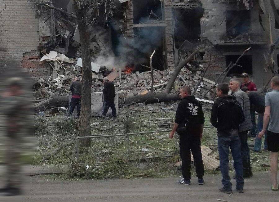 Governor: Russian forces attack Donetsk Oblast, injuring 2