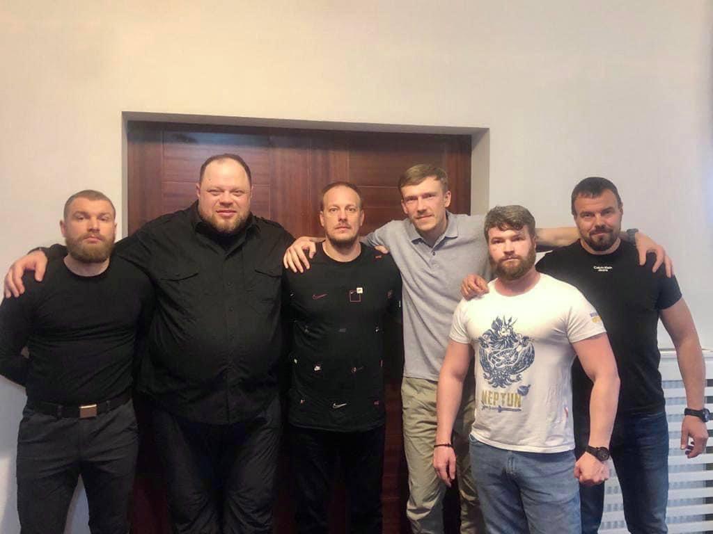 Parliament speaker meets with Azovstal defenders in Turkey