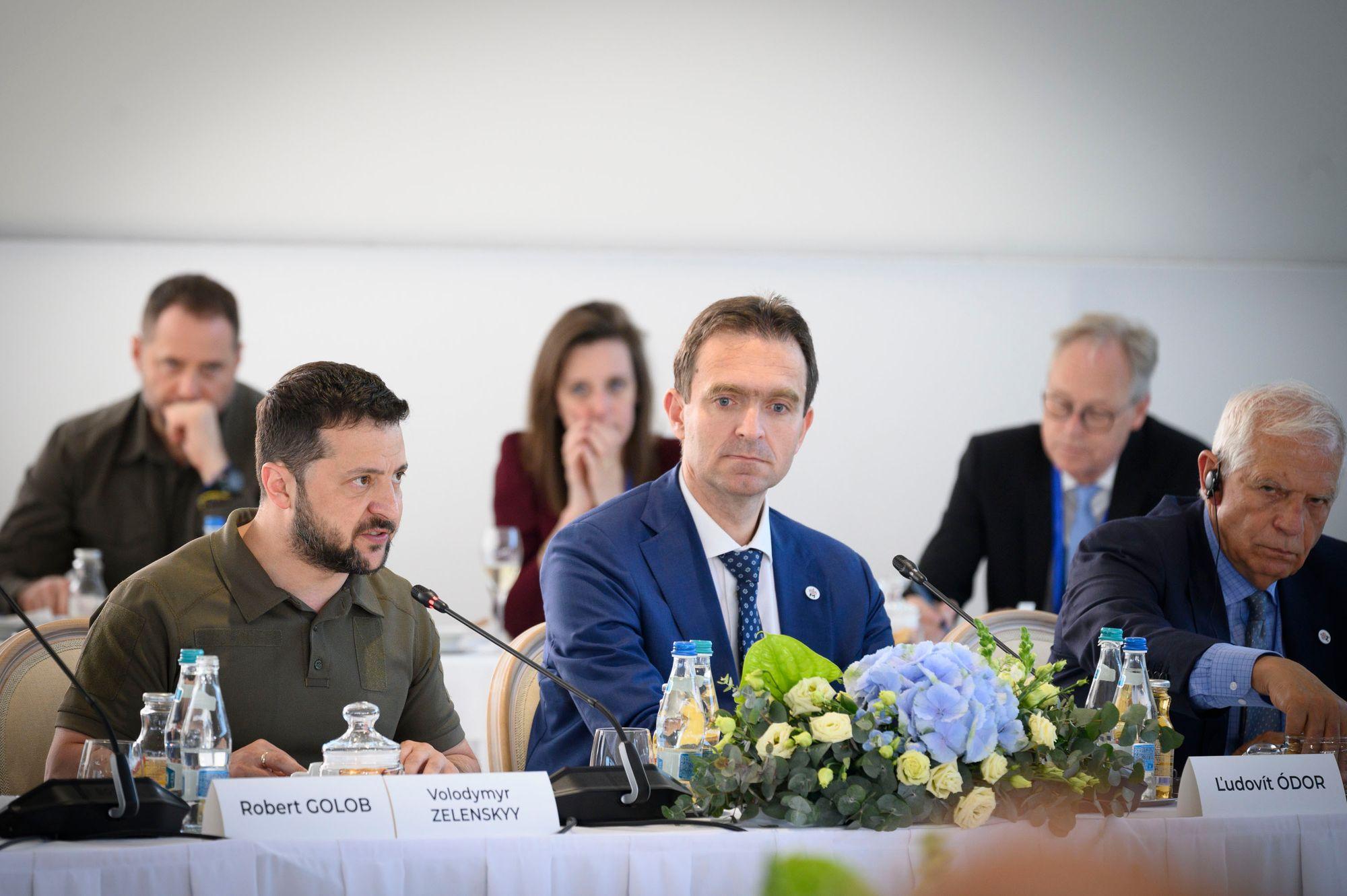 Zelensky calls for unity, decisiveness among Europe’s leaders in Moldova summit address