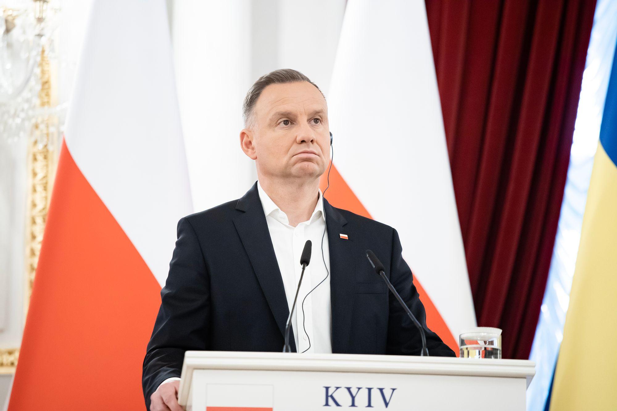 Duda: Ukraine needs more weapons to change balance of war