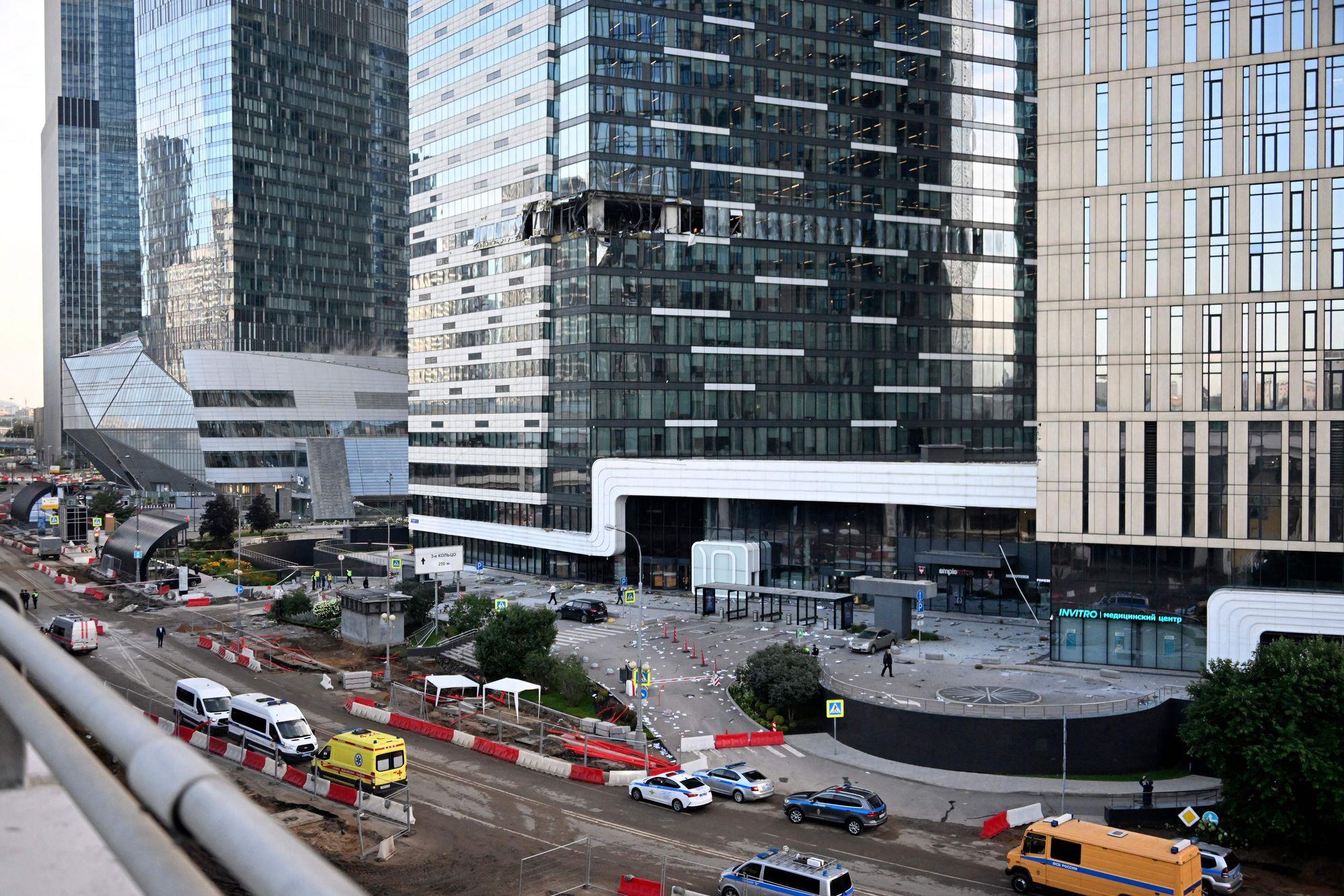 Media: Russian ministries located in Moscow business center attacked by drones