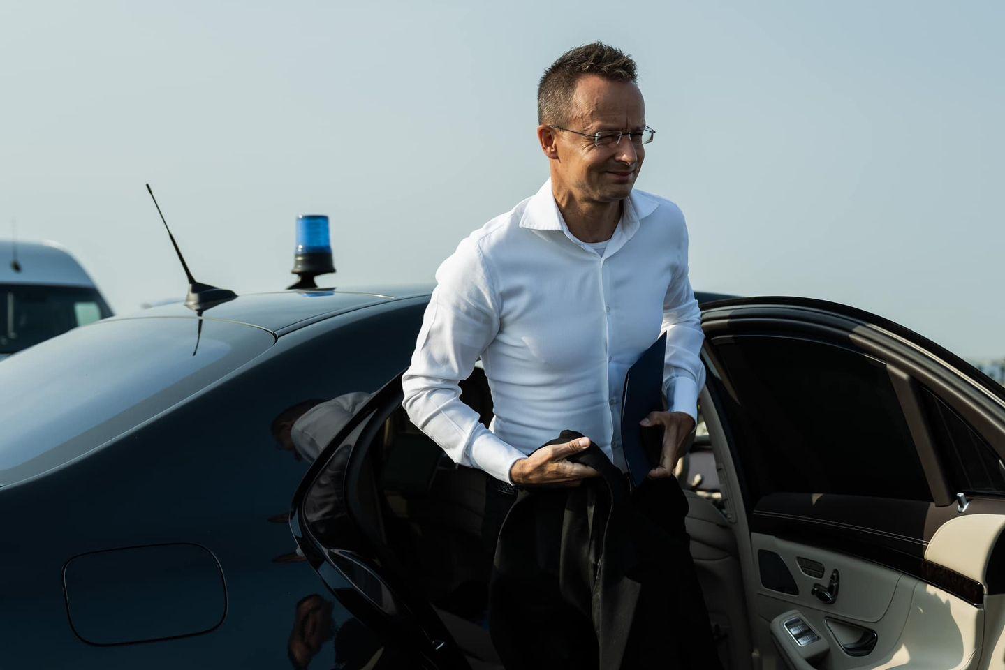 Hungarian Foreign Minister: Hungary's ratification of Sweden's NATO bid 'only a technical issue'