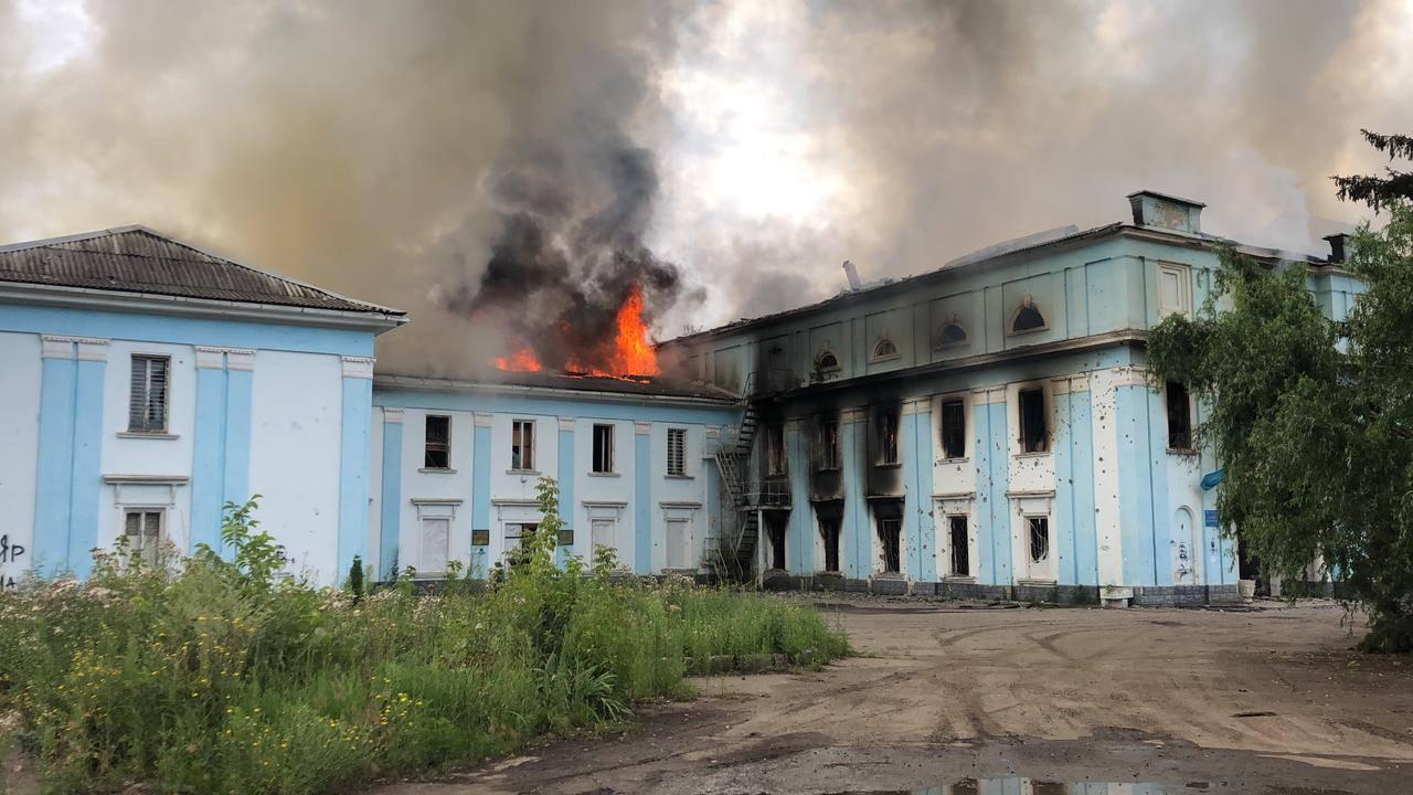 Governor:  Aid center in Donetsk Oblast hit by Russian cluster munitions