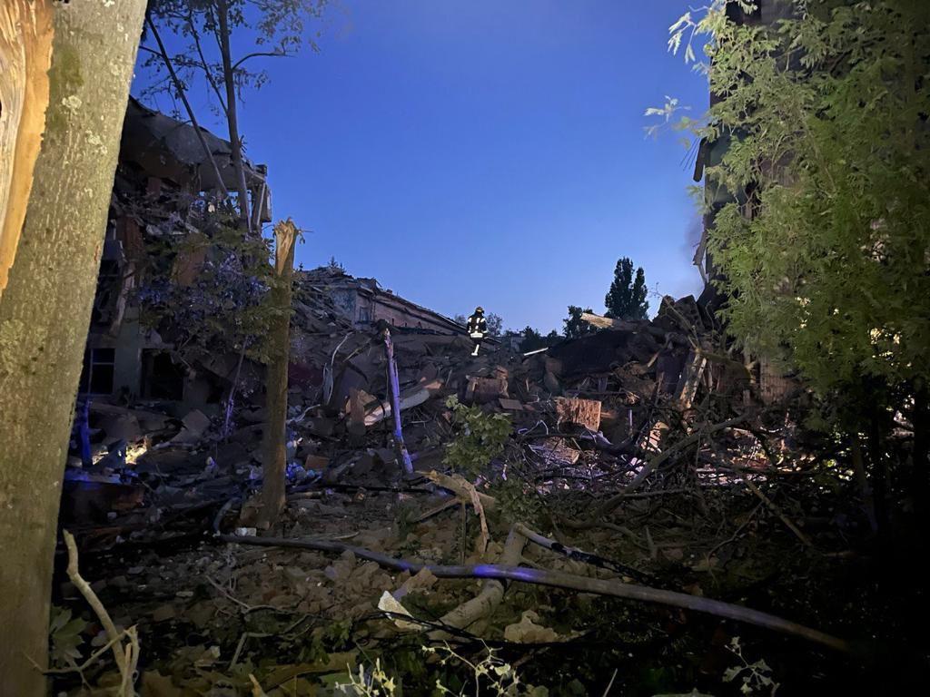 Russian missile attack on educational institution in Sumy kills 1, injures 17