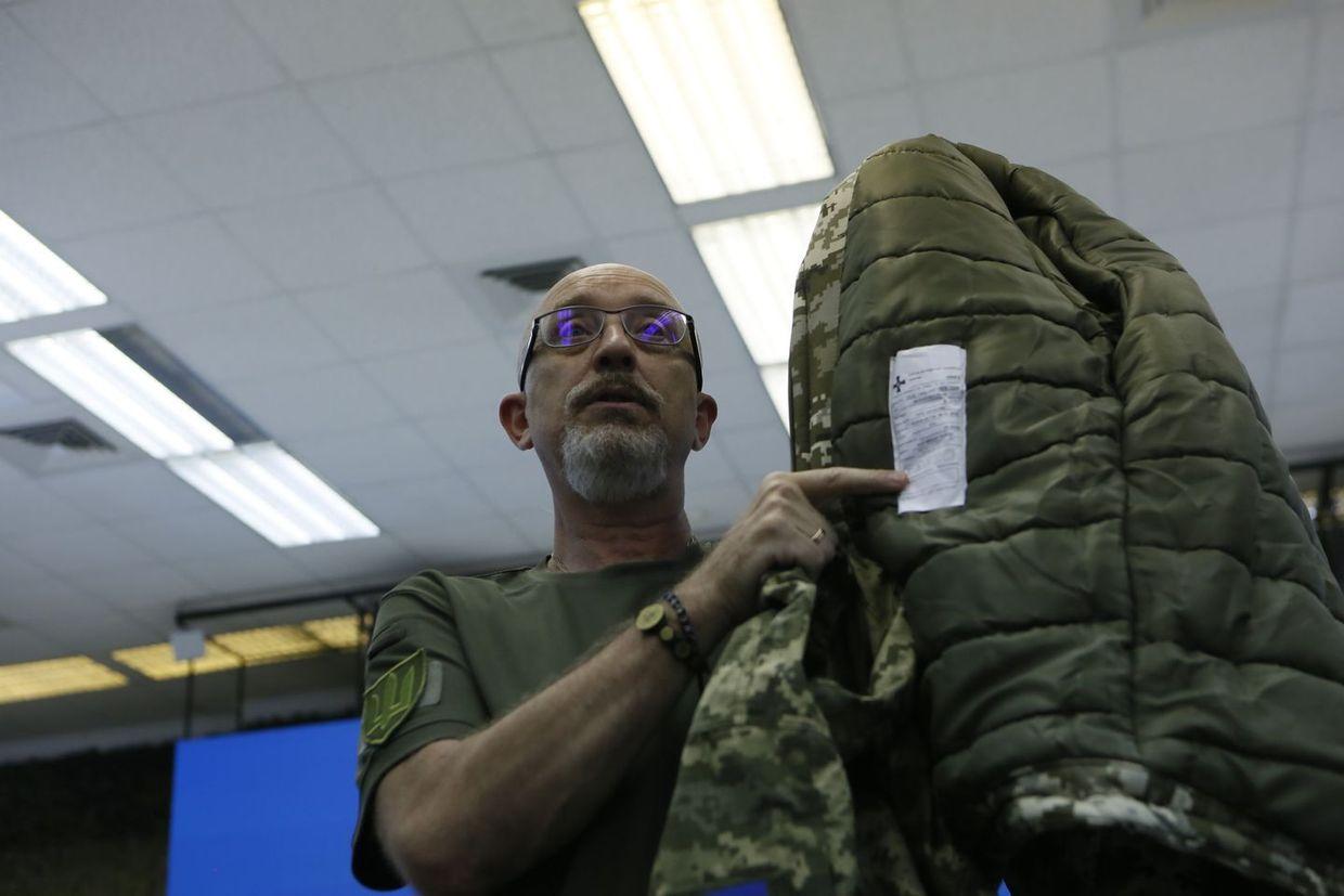 Investigative Stories from Ukraine: Defense Ministry at center of procurement scandal once again