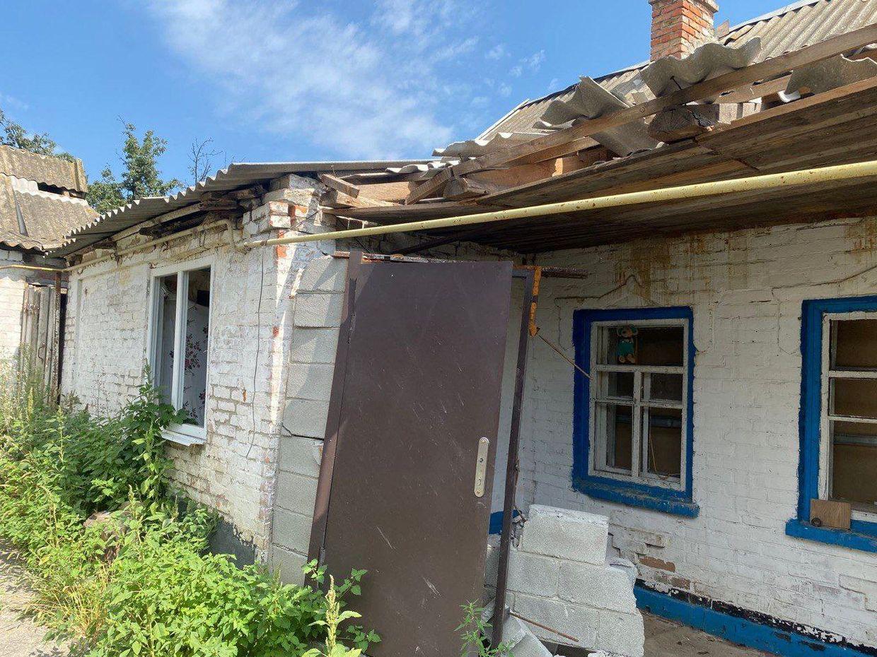 Governor: Russian attacks destroy home in Dnipropetrovsk Oblast
