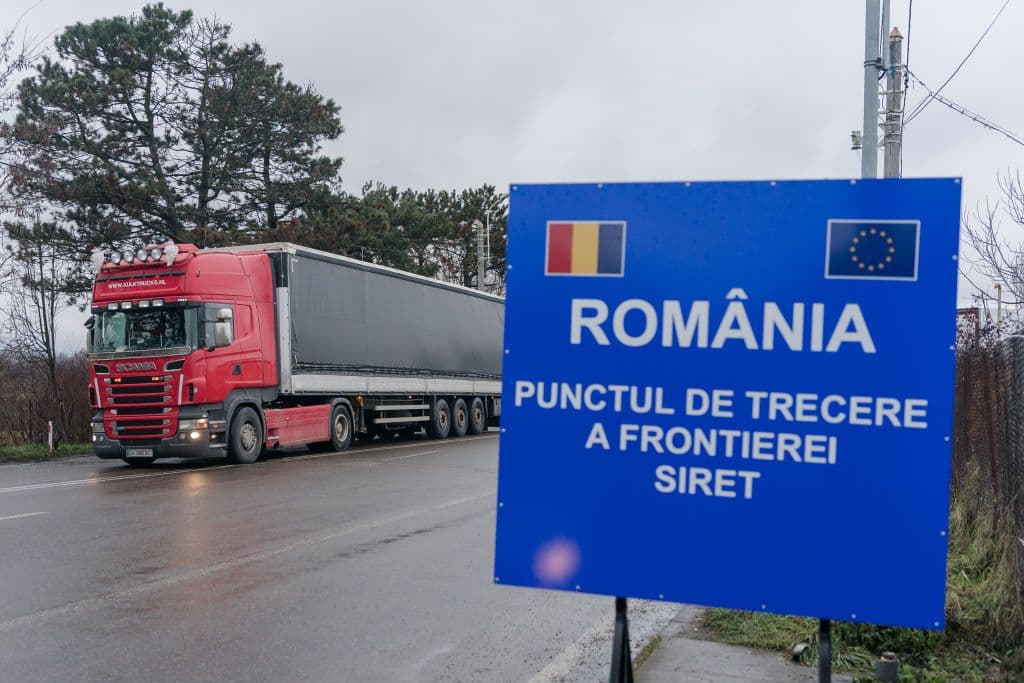 Ukraine and Romania agree to open new border crossing